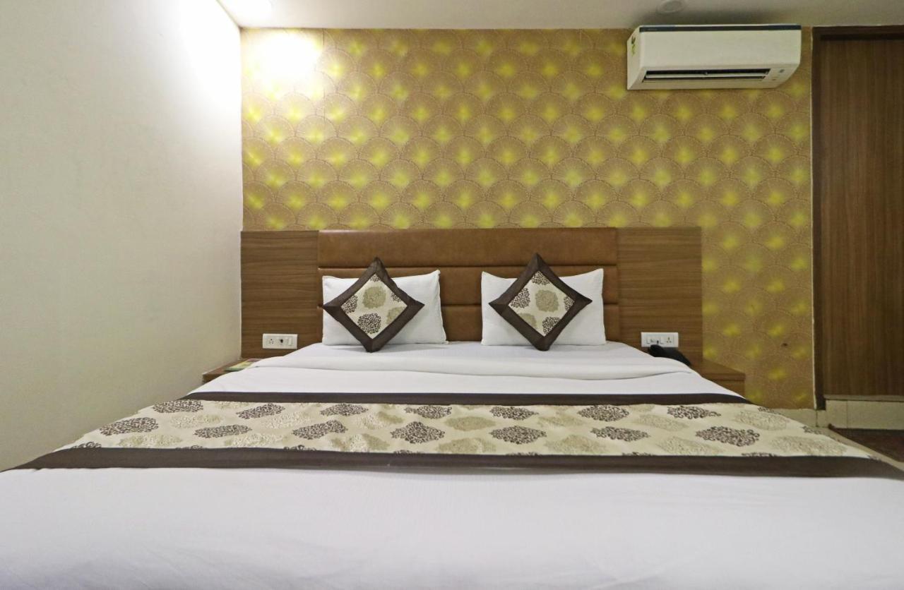 Hotel D'Capitol - Delhi Airport Nové Dillí Exteriér fotografie