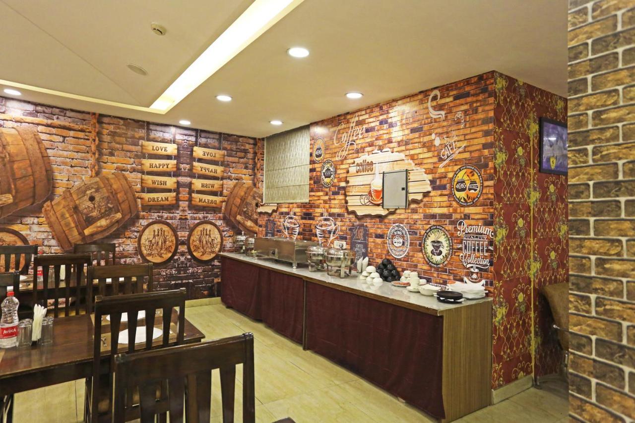 Hotel D'Capitol - Delhi Airport Nové Dillí Exteriér fotografie
