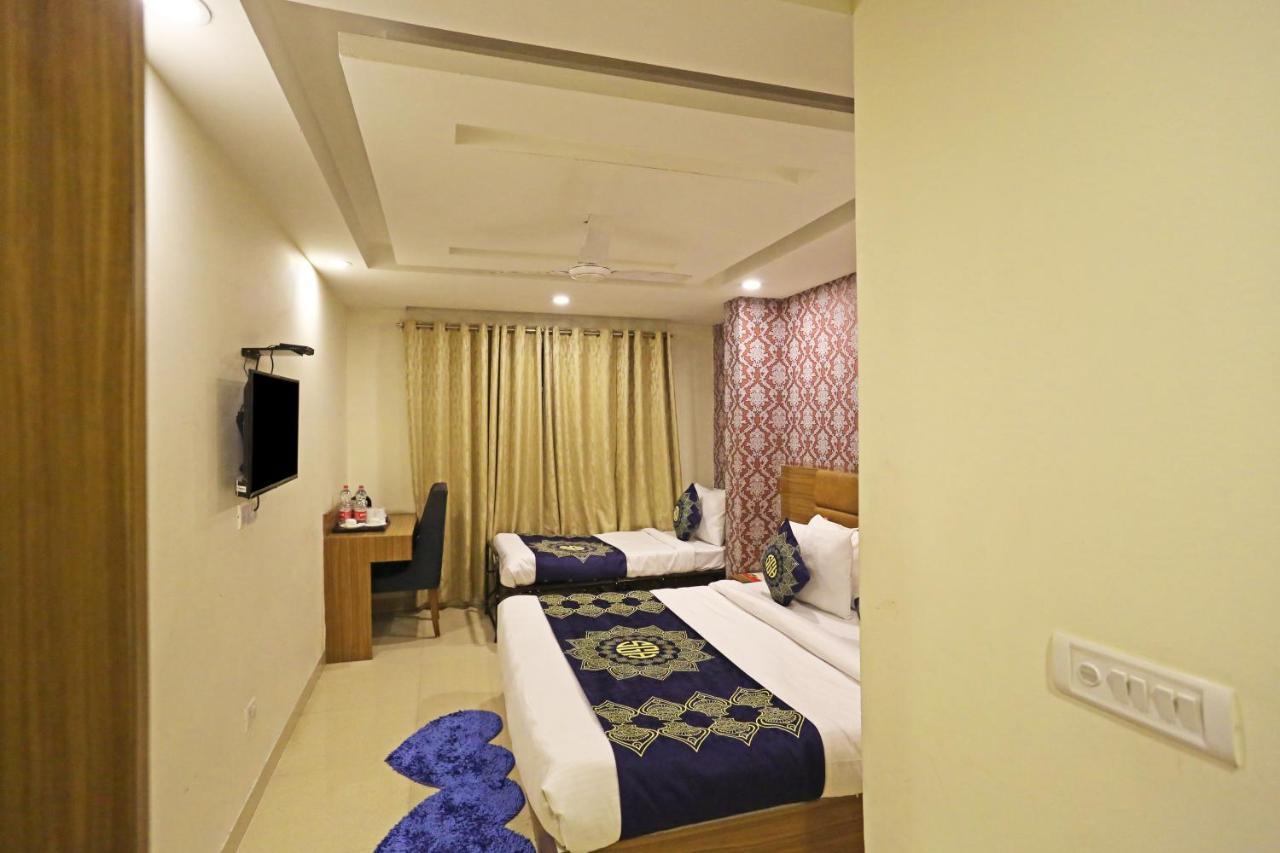 Hotel D'Capitol - Delhi Airport Nové Dillí Exteriér fotografie