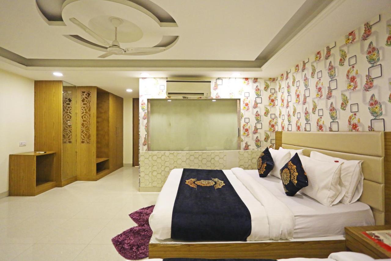 Hotel D'Capitol - Delhi Airport Nové Dillí Exteriér fotografie
